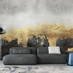 Tapet personalizat abstract cu un efect estompat de auriu si carbune creand o atmosfera misterioasa si eleganta blurry gold charcoal
