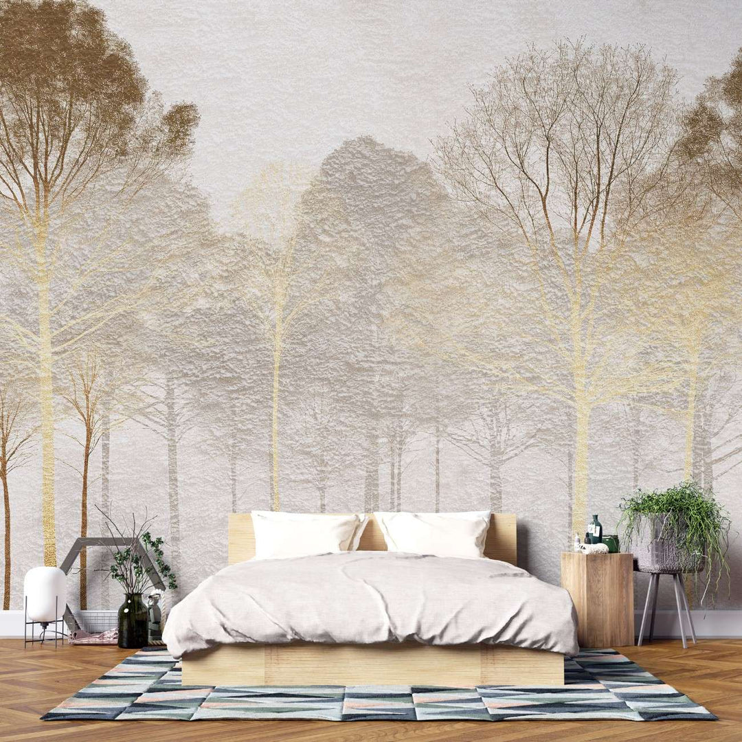 Tapet personalizat forest cu o padure de copaci aurii pe un fundal ce imita o tencuiala oferind un contrast elegant si o atmosfera sofisticata stucco forest