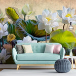 Tapet personalizat floral cu flori de lotus albe pe un fundal texturat rozaliu deschis vivid lotus flower