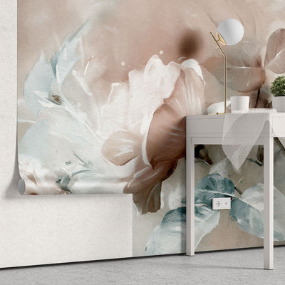 fototapet personalizat floral cu flori mari in tonuri pastelate de roz creand o atmosfera visatoare si romantica rose pastel mural