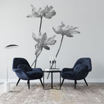 Fototapet personalizat floral cu flori stilizate in nuante de gri cu un aspect delicat si artistic grayscale flowers