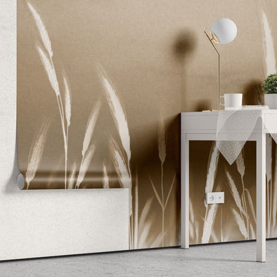 tapet personalizat leaf cu frunze cu spice albe de grau pe un fundal maro deschis oferind un accent subtil de natura si eleganta wheat accent