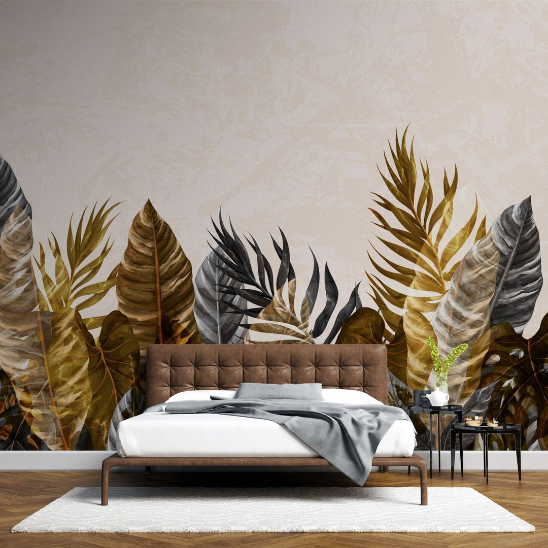 Tapet personalizat leaf cu frunze luxuriante in nuante de auriu gri si negru pe un fundal deschis pentru un aspect modern si elegant brassy tropical