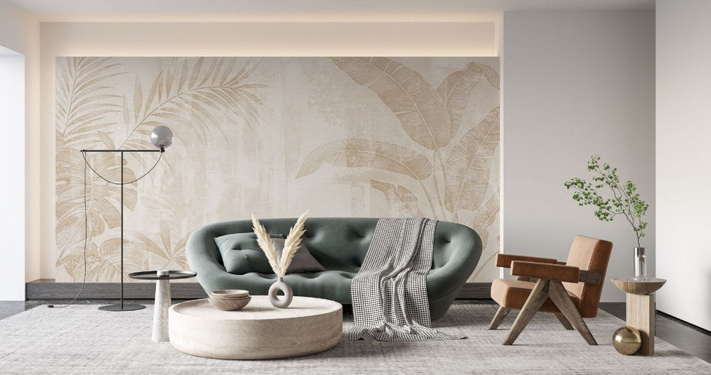 Tapet personalizat leaf cu frunze de palmier in tonuri de bej pe un fundal texturat deschis aducand o atmosfera calda si luminoasa tropical texture