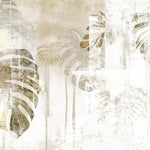 Tapet personalizat leaf cu frunze de monstera in tonuri de bej si auriu pe un fundal cu textura aspra pentru un design indraznet si contemporan textured monstera