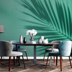 Tapet Personalizat Leaf cu umbra de frunza de palmier pe un fundal verde marin - MINTY PALM