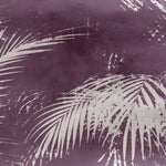 Tapet Personalizat Leaf cu frunze de palmier gri pe un fundal mov texturat - PURPLE INFUSED PALM