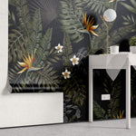 Tapet personalizat Tropical cu frunze si flori tropicale pe un fundal negru - BLACK PARADISE