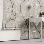 Tapet Zen Oriental cu flori orientale embosate in nuante de gri si crem - CERAMIC ORIENTAL FLOWERS