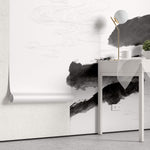 Tapet Japandi cu pictura japoneza sumi si motive seigaiha in nuante de negru si alb - SUMI WIND