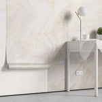 Tapet personalizat marble in nuante fine de bej si alb sidefat de marmura cuart finesse
