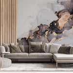 Tapet personalizat marble cu o textura de marmura in tonuri de negru si gri cu insertii aurii aramii ce adauga un accent artistic brassy ink