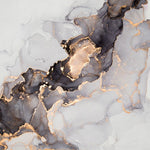 Tapet personalizat marble cu o textura de marmura in tonuri de negru si gri cu insertii aurii aramii ce adauga un accent artistic brassy ink
