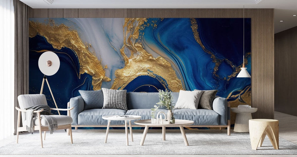 Tapet personalizat marble cu o textura fluida ce imita aurul lichid si accente de piatra alba pentru un decor impunator golden acrylic paint