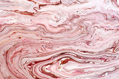 tapet personalizat marble cu o piatra in tonuri de alb si rosu inspirand o estetica dulce si vibranta candycane