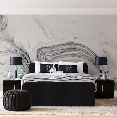 tapet personalizat marble cu o marmura neagra cu insertii albe si gri asemanatoare cernelii ce adauga eleganta clasica spatiului white ink ii