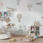 Tapet Personalizat Lumea Animalelor cu animale calatorind prin vegetatie cu avioane si baloane pe cerul senin - SUNNY TRAVELS