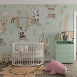 Tapet Personalizat Lumea Animalelor cu animalute in baloane cu aer cald pe cerul verde - MINTY BALLOONS