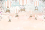 Tapet Personalizat Micii Exploratori cu baloane cu aer cald si animalute pe cerul roz pudrat - POWDERED PINK SKIES