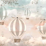 Tapet Personalizat Micii Exploratori cu baloane cu aer cald pe fundal montan in gradient - CLOUDS OVERLAY