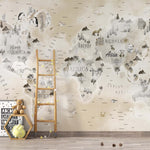 Tapet Personalizat Micii Exploratori cu harta lumii cu animale si vegetatie, continente gri si fundal bej - PATCHY BEIGE MAP