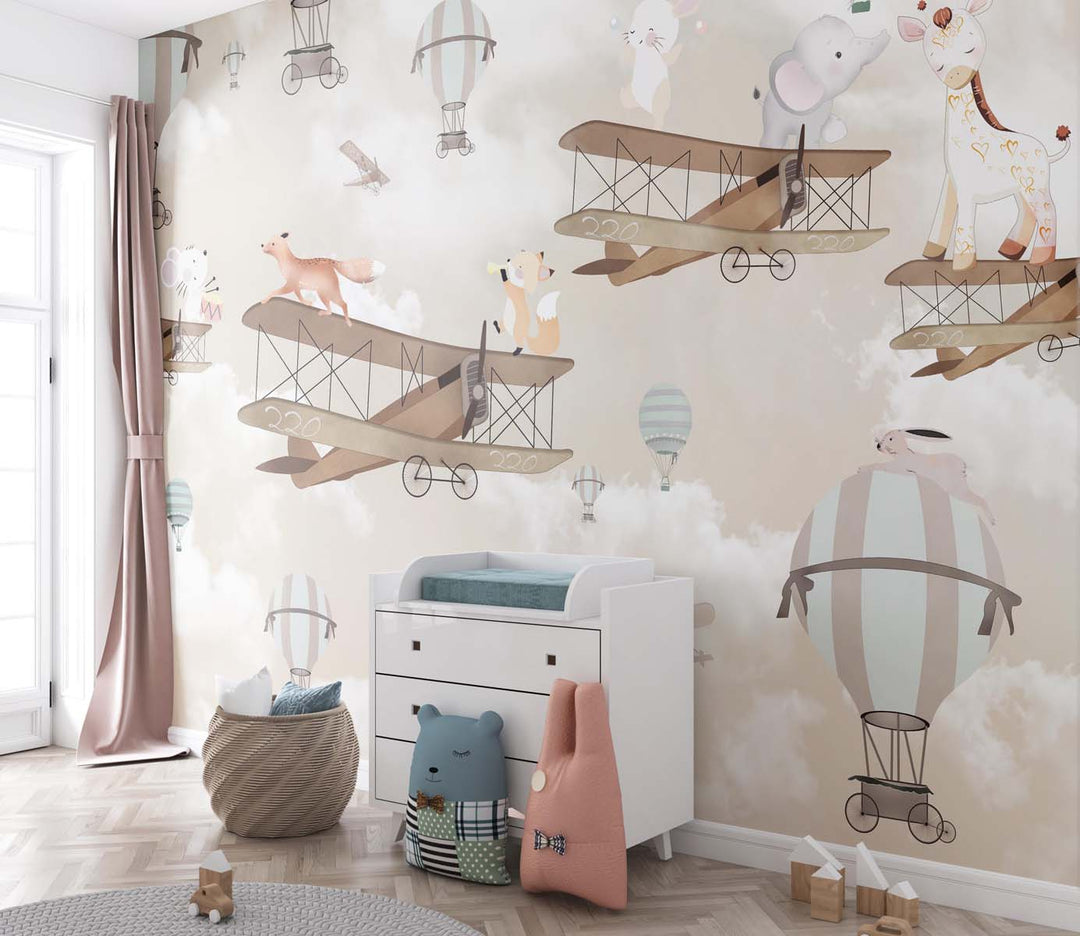 Tapet Personalizat Micii Exploratori cu animalute pe avioane si baloane cu aer cald in nuante de bej - FULL AUDIENCE