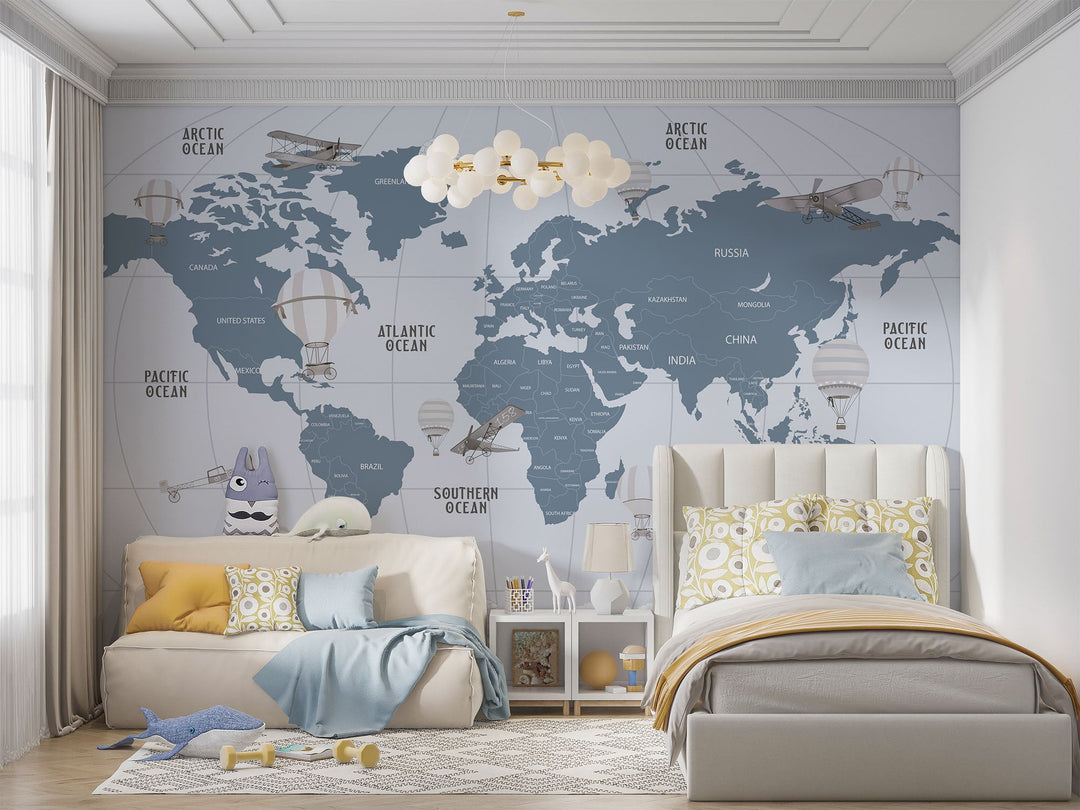 Tapet Personalizat Micii Exploratori cu harta lumii in nuante de albastru si gri - LIGHT BLUE MAP II