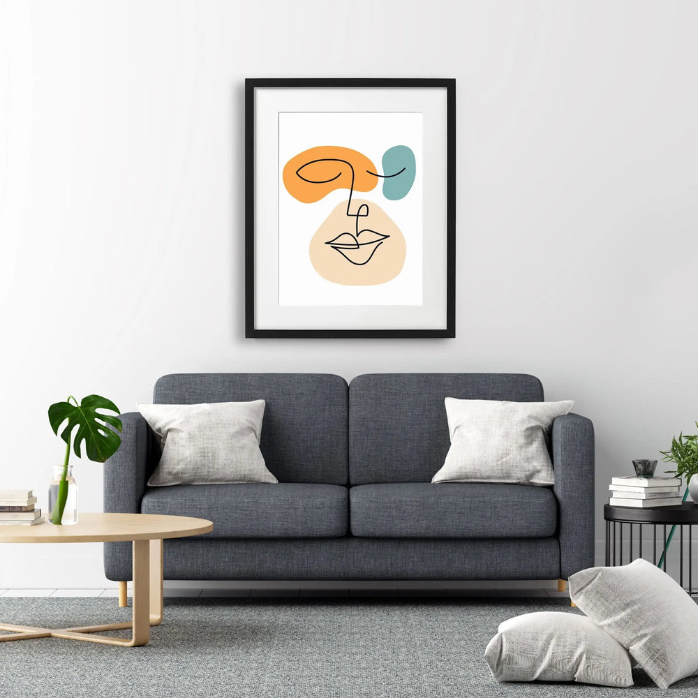 Tablou cu rama ce prezinta un portret al unei femei cu un chip geometric abstract proiectata creativ prin intermediul graficii si formelor geometrice abstract silhouette