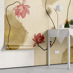 Tapet personalizat watercolor cu floare de lotus si pasari pe un fundal bej polygon lotus