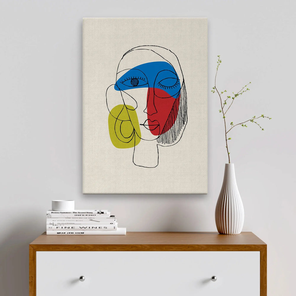 Tablou canvas ce prezinta portretul abstract al unei femei care poarta cercei abstract women