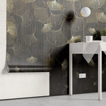 Tapet personalizat fine art cu frunze aurii de ginko biloba pe un fundal negru black ginko biloba