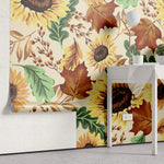 Tapet personalizat floral cu frunze de stejar artar si flori de floarea soarelui in peisaj tomnatic autumn sunflower