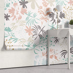 Tapet personalizat floral cu flori si frunze in culori pastelate pe un fundal alb pastel flowers
