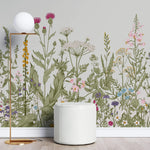 Tapet personalizat floral cu floarea soarelui si flori albastre salbatice de nu ma uita pe un fundal alb texturat wild flowers