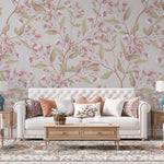 Tapet personalizat floral cu flori de jacaranda roz pe un fundal bej pink jacaranda