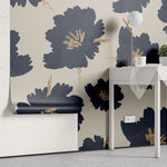 Tapet personalizat floral cu flori albastre cu pistil auriu sclipitor blue&glitter