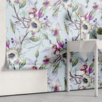 Tapet personalizat floral cu flori nocturne in nuante de mov pe un fundal albastru pal night flowers