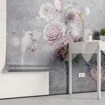 Tapet personalizat floral cu papagali albi si trandafiri roz white parrots