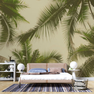 fototapet-tropical-personalizat-cu-frunze-tropicale-de-palmieri-majestic-verzi-pe-fundal-cald-insorit-golden-hour