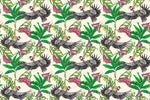 Tapet personalizat tropical cu fluturi si pasari roz printre frunze verzi tropicale pe un fundal deschis pink butterlflies
