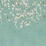 Tapet personalizat zen oriental in stil chinoiserie cu ramuri inflorite pe un fundal verde fistic pistachio chinoiserie