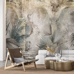 Tapet personalizat victorian cu coloane arhitecturale specifice erei victoriene si palmieri in nuante deschise victorian columns light