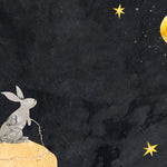 Tapet personalizat lumea animalelor pentru copii cu iepuras in noapte uitandu se la luna night bunny