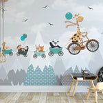Tapet personalizat lumea animalelor pentru copii cu animale zburand deasupra muntilor over the mountains