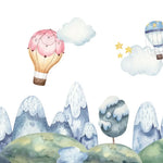 Tapet personalizat micii exploratori pentru copii cu baloane cu aer cald zburand peste natura inzapezita winter baloon