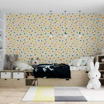 Tapet personalizat inspiratie scandinava pentru copii cu buline multicolore pe fundal galben dots