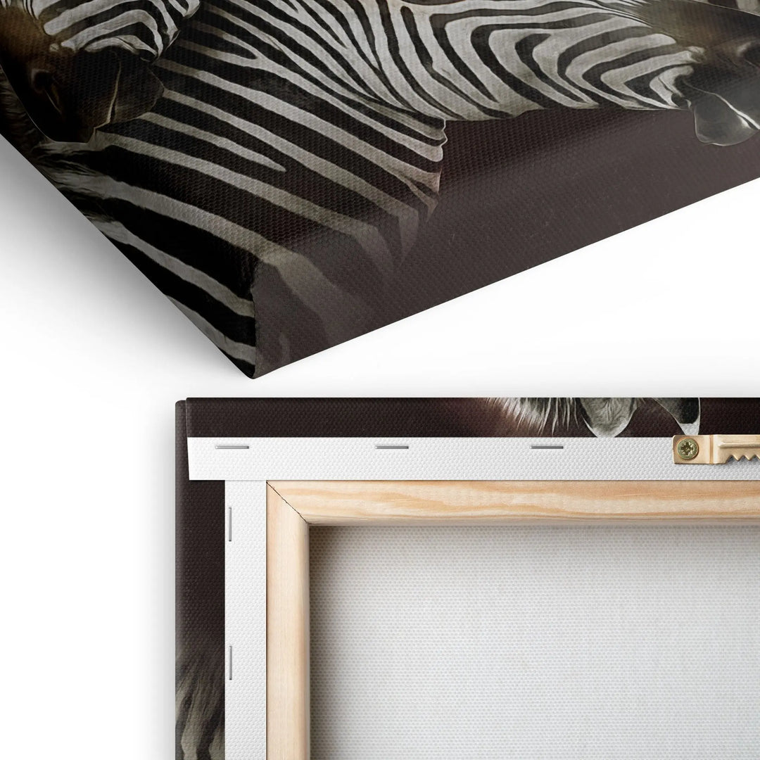 Tablou canvas pentru copii care prezinta doua zebre imbratisate zebras